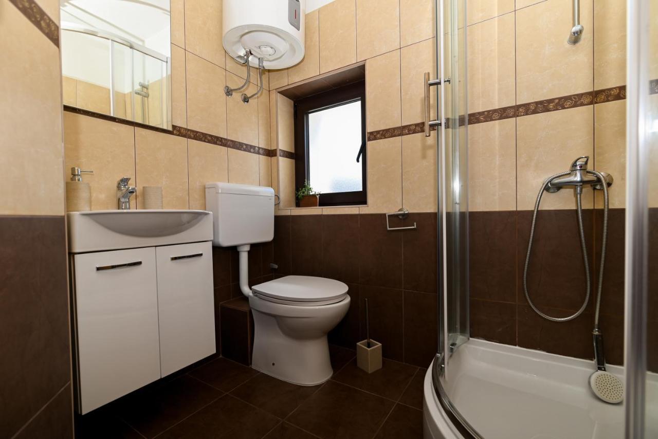 Apartman Ciciliani โตรกีร์ ภายนอก รูปภาพ