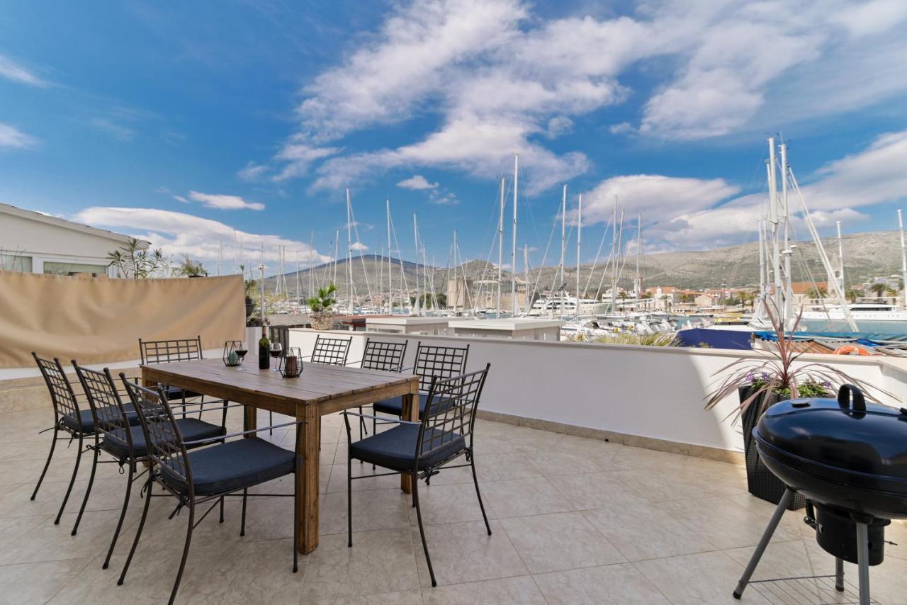 Apartman Ciciliani โตรกีร์ ภายนอก รูปภาพ