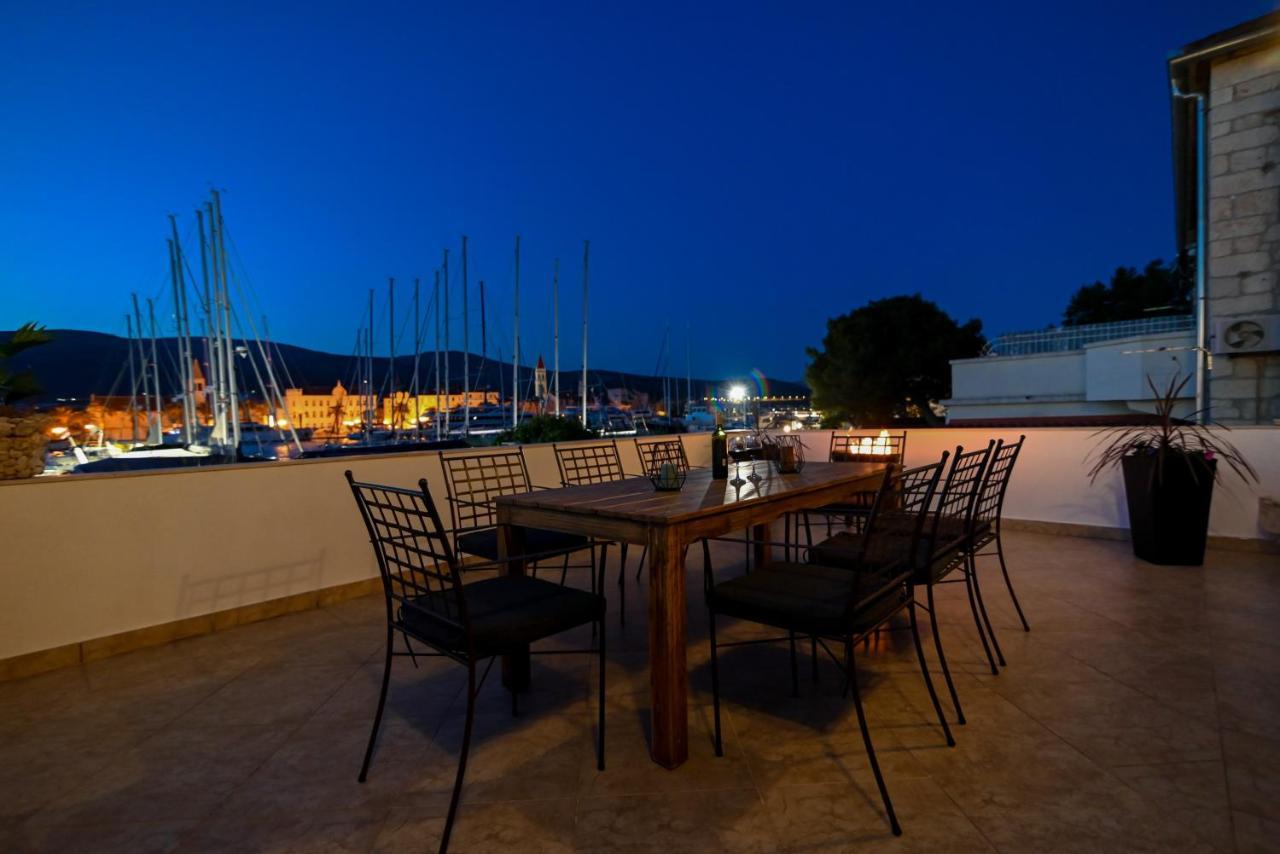 Apartman Ciciliani โตรกีร์ ภายนอก รูปภาพ